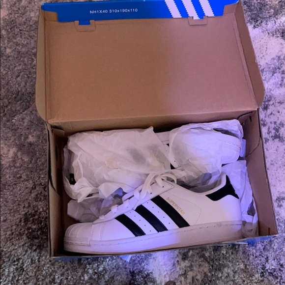Adidas sneakers - Picture 2 of 2